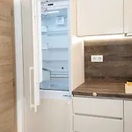 Apartament Cozy Sea View With Pool Warna