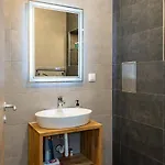Cozy Sea View With Pool Apartament *