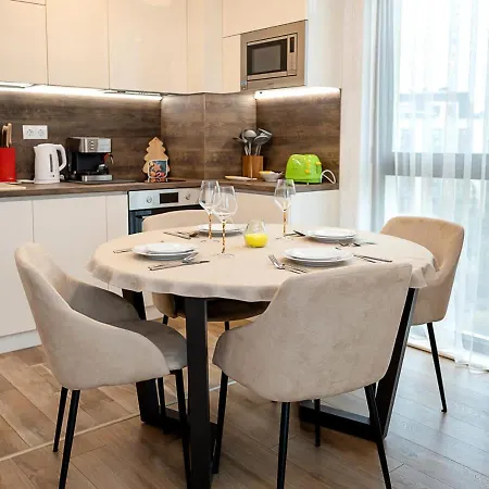 Cozy Sea View Apartment With Parking *