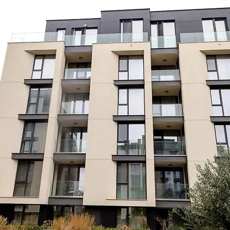 Cozy Sea View Apartment With Parking ヴァルナ