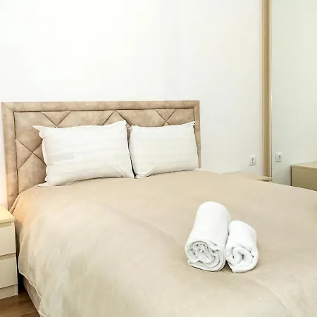 شقة Cozy Sea View Apartment With Parking فارنا
